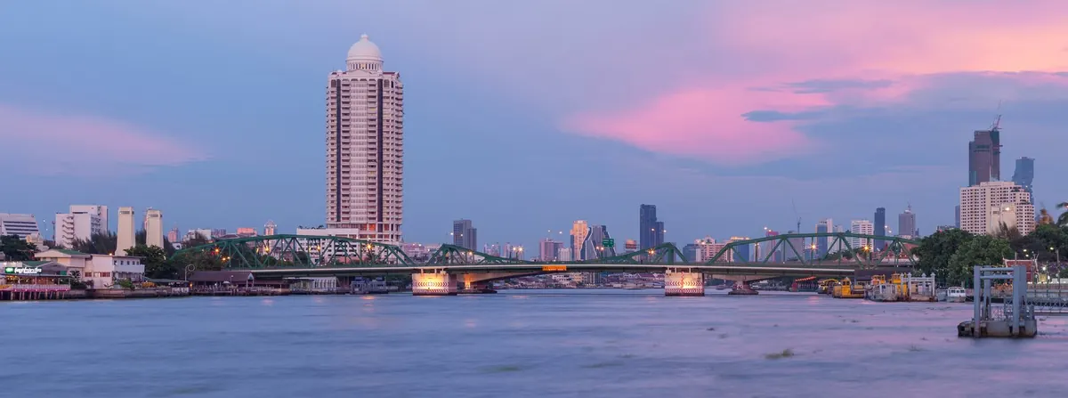 Phra Buddha Yodfa Bridge