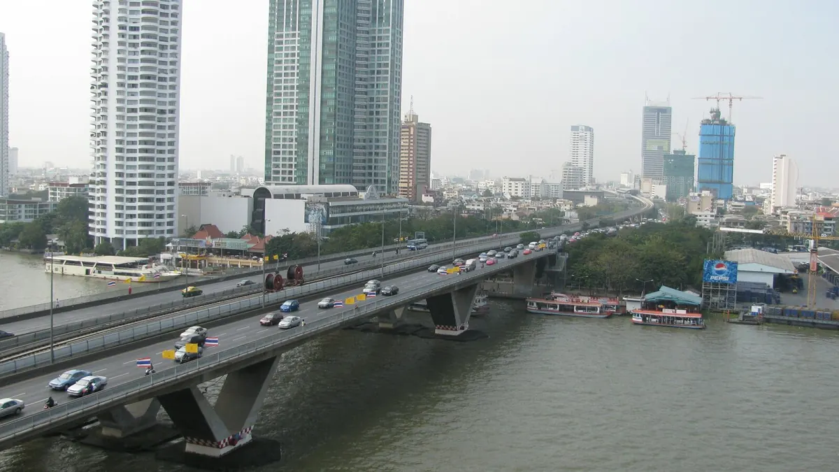 Taksin Bridge