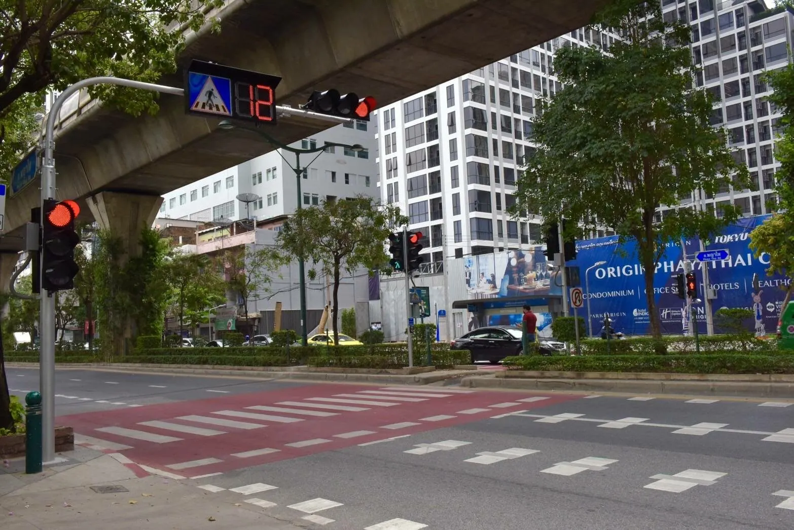 Smart crosswalk